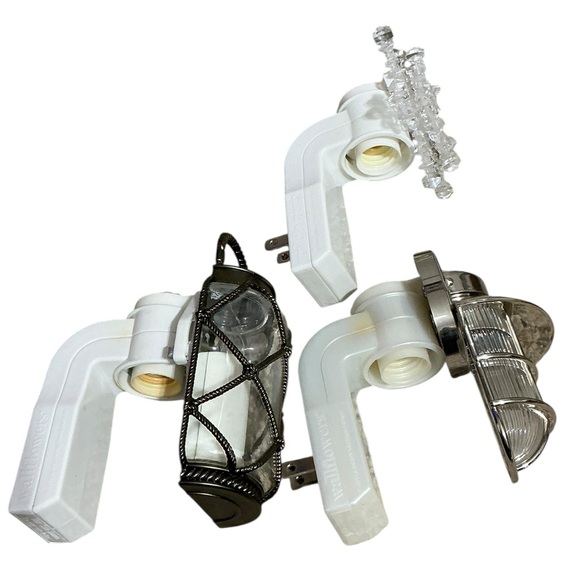 BATH & BODY WORKS Wallflowers Plug Ins and Fragrance Refill Bundle NEW/GUC - Picture 10 of 15